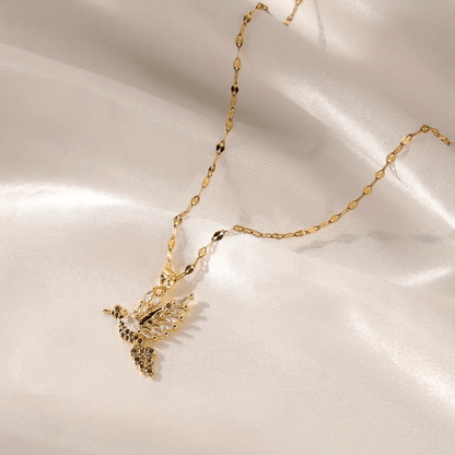 Chic Animal-Themed Colorful Hummingbird Pendant Necklace, Ideal for Daily Wear and Gift Giving - White with Cubic Zirconia, Beauty, Fashion